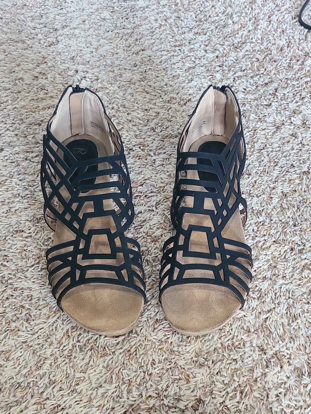 Bellini Black Geometric Cutout Heels